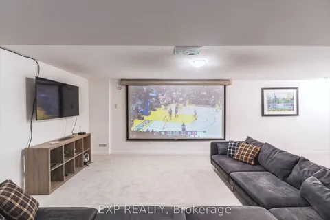 818 Cappamore Drive, ON K2J 6V6