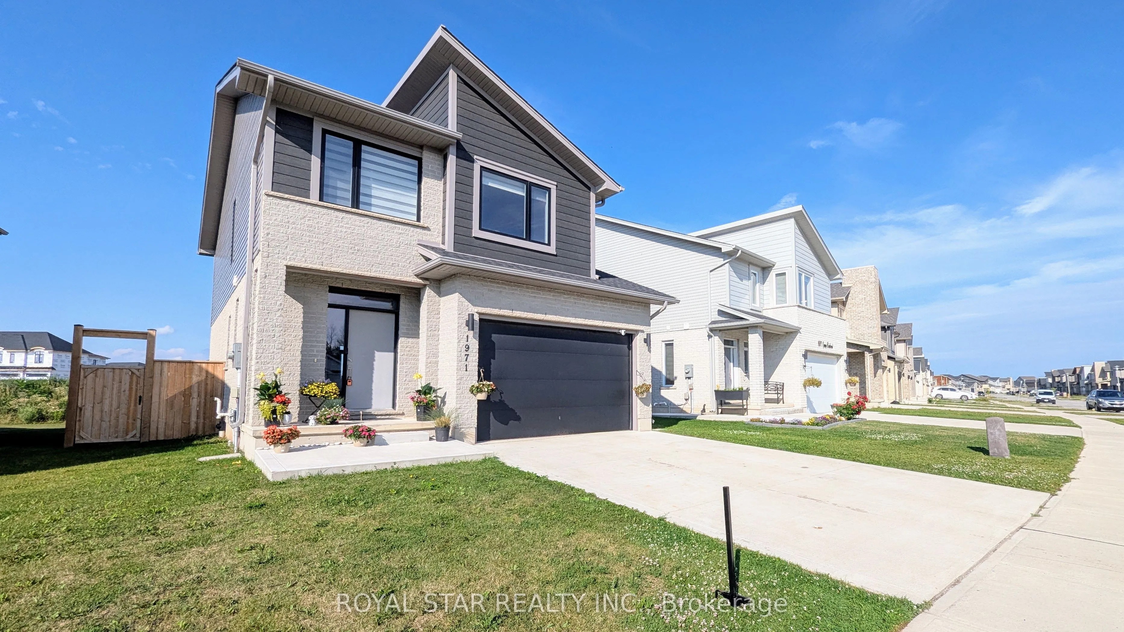 1971 Evans Boulevard, ON N6M 0A2