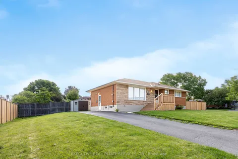 44 Woodsview Avenue, ON L3M 3T1