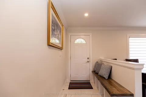 44 Woodsview Avenue, ON L3M 3T1