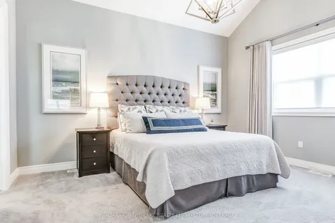 22 Annmarie Drive, ON L0S 1T0