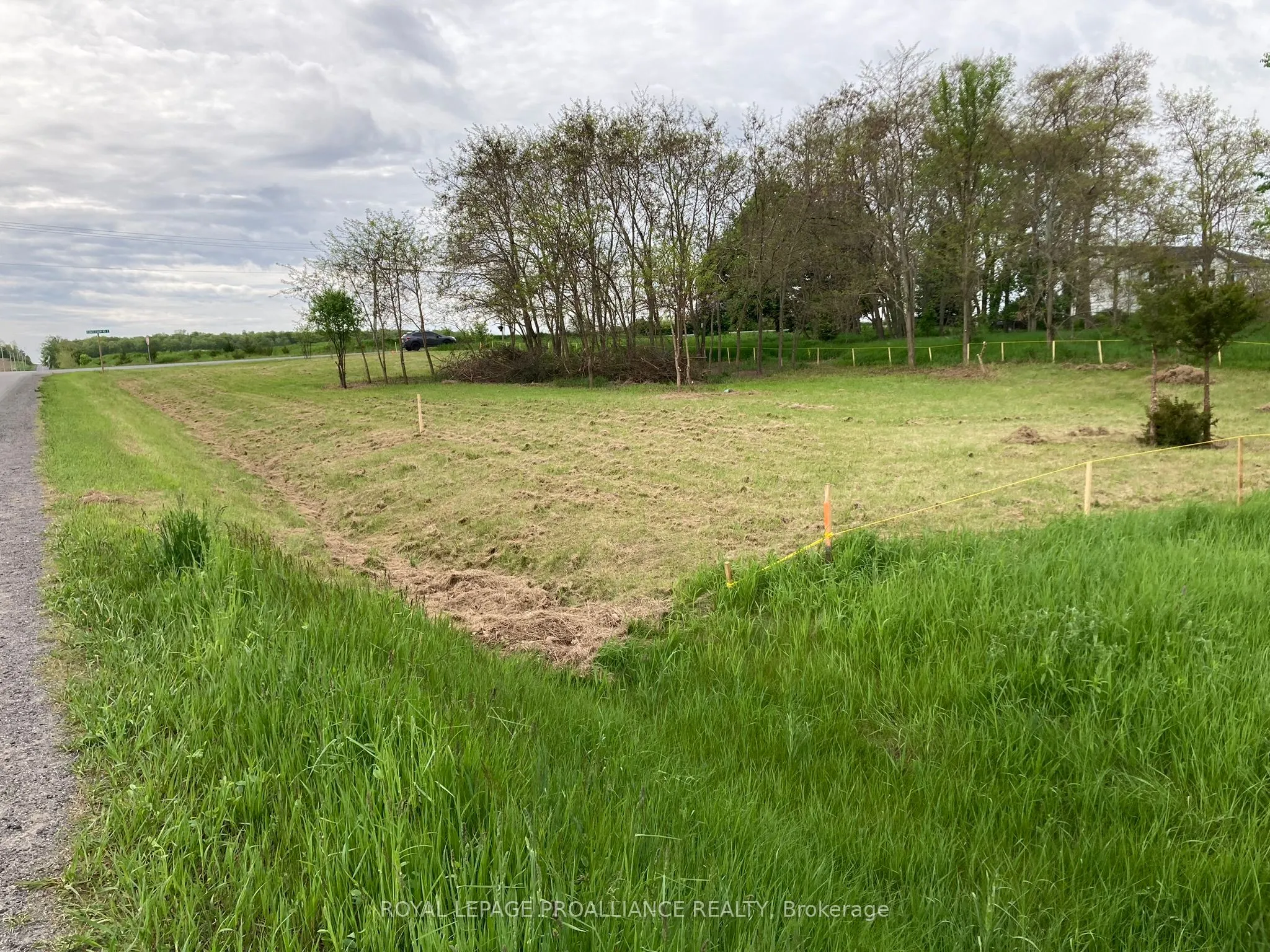 00 South Shore Road, ON K7R 3K7