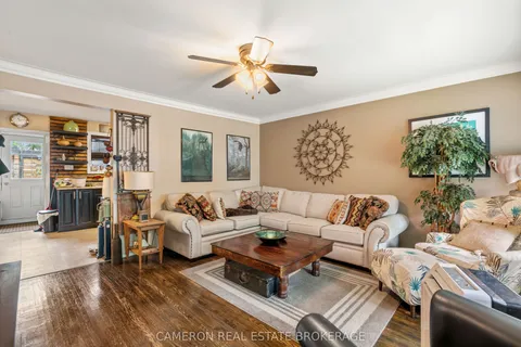 25 Sixth Street, ON K6J 2W2