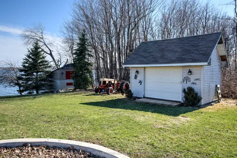 255 Good Friend Drive, ON K7G 2V6