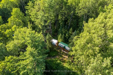 00 Highway 41 Highway, ON K0J 1T0