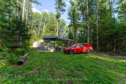 00 Highway 41 Highway, ON K0J 1T0