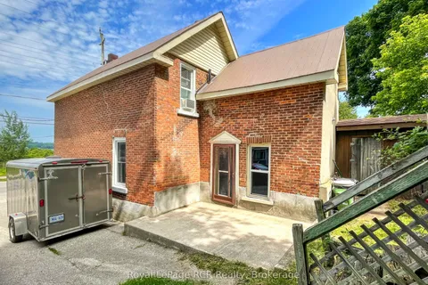 2245 3rd Avenue, ON N4K 2M5