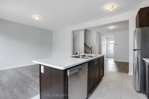 733 Megrez Way, ON K2J 6S8