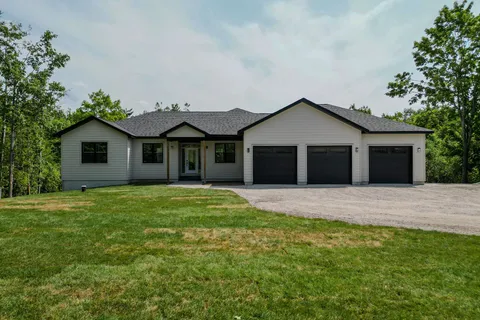 104 Moon Line Road, ON K0M 1A0
