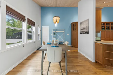 749 Oxford Crescent, ON N0H 2G0