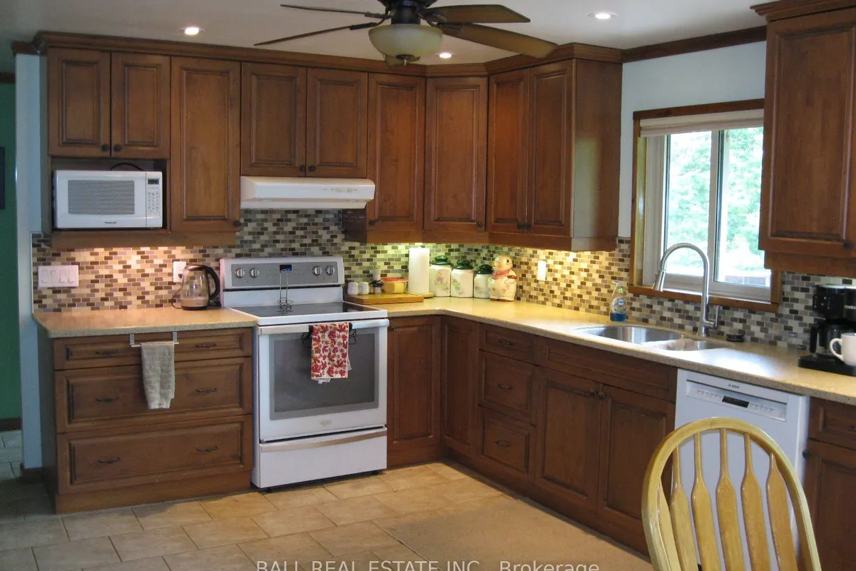 895 Crowe River Road, ON K0K 2M0