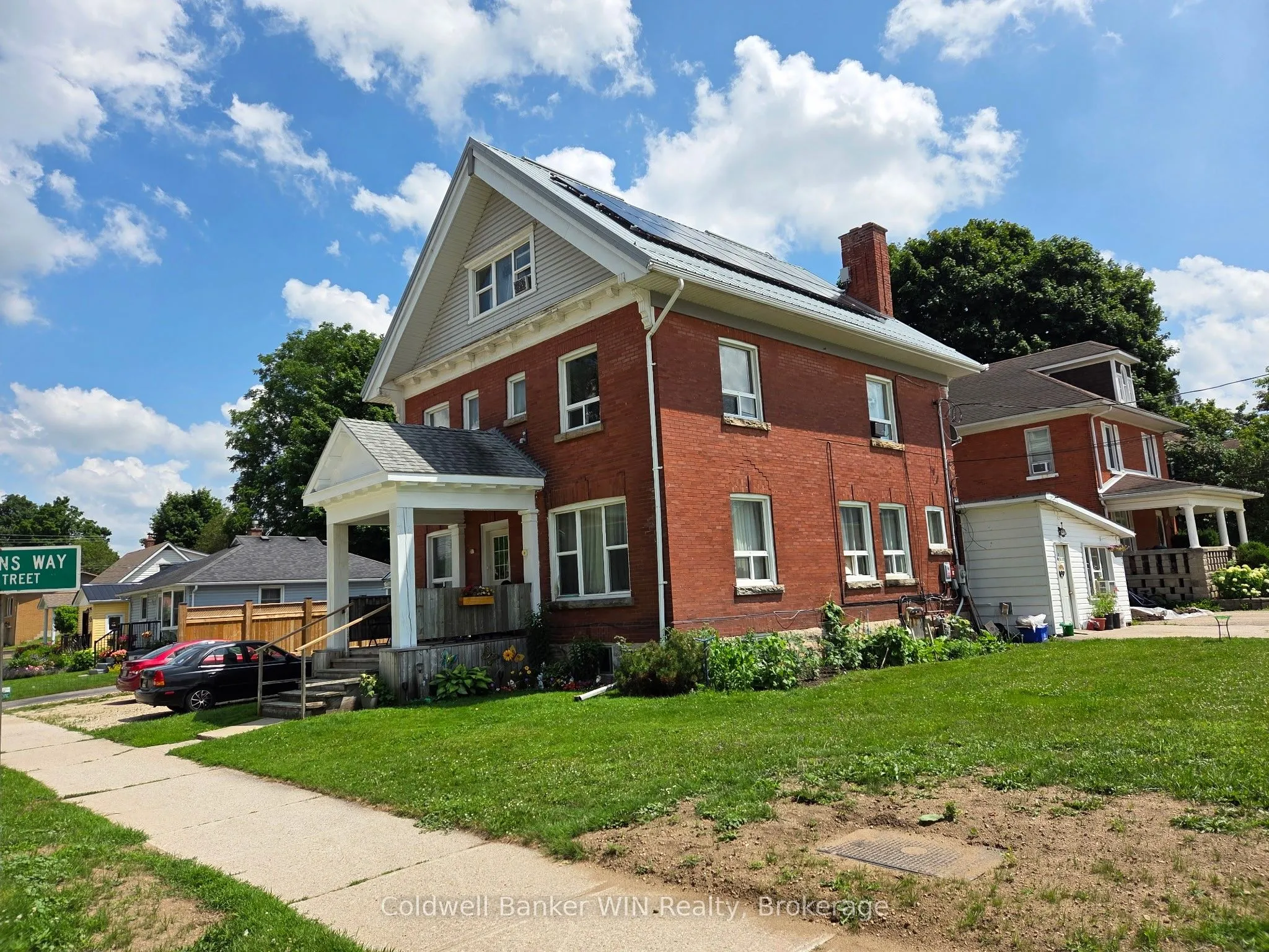 211 Mill Street, ON N0G 1R0