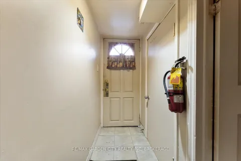 43 York Street, ON L2R 6C2