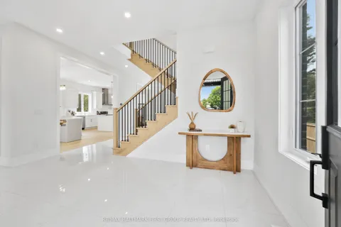 213 Suzanne Mess Boulevard, ON K9A 3L3