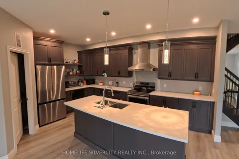 550 Bonaventure Court, ON P3A 0B4