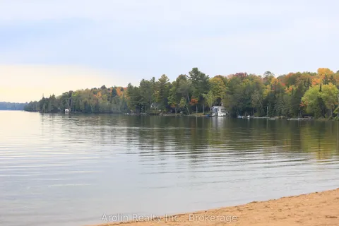 9 WOODS BAY Road, ON K0L 1A0