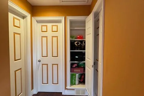 484 Hamilton Road, ON N5Z 1R9