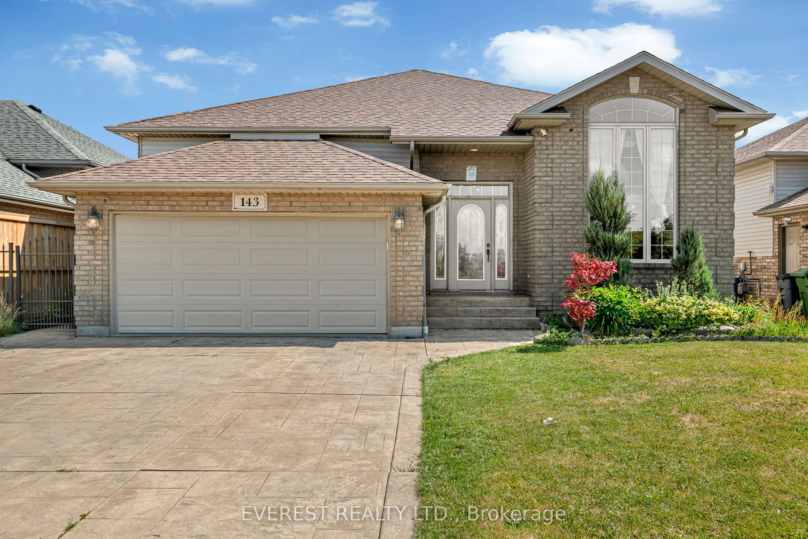 143 Amy Croft Drive, ON N9K 1E6