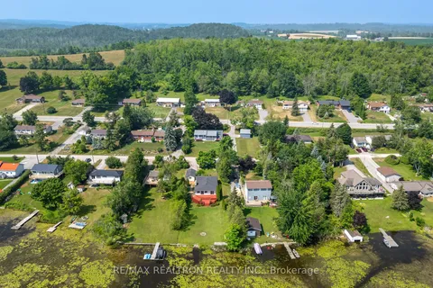 28 Lawrence Street, ON K0L 2W0