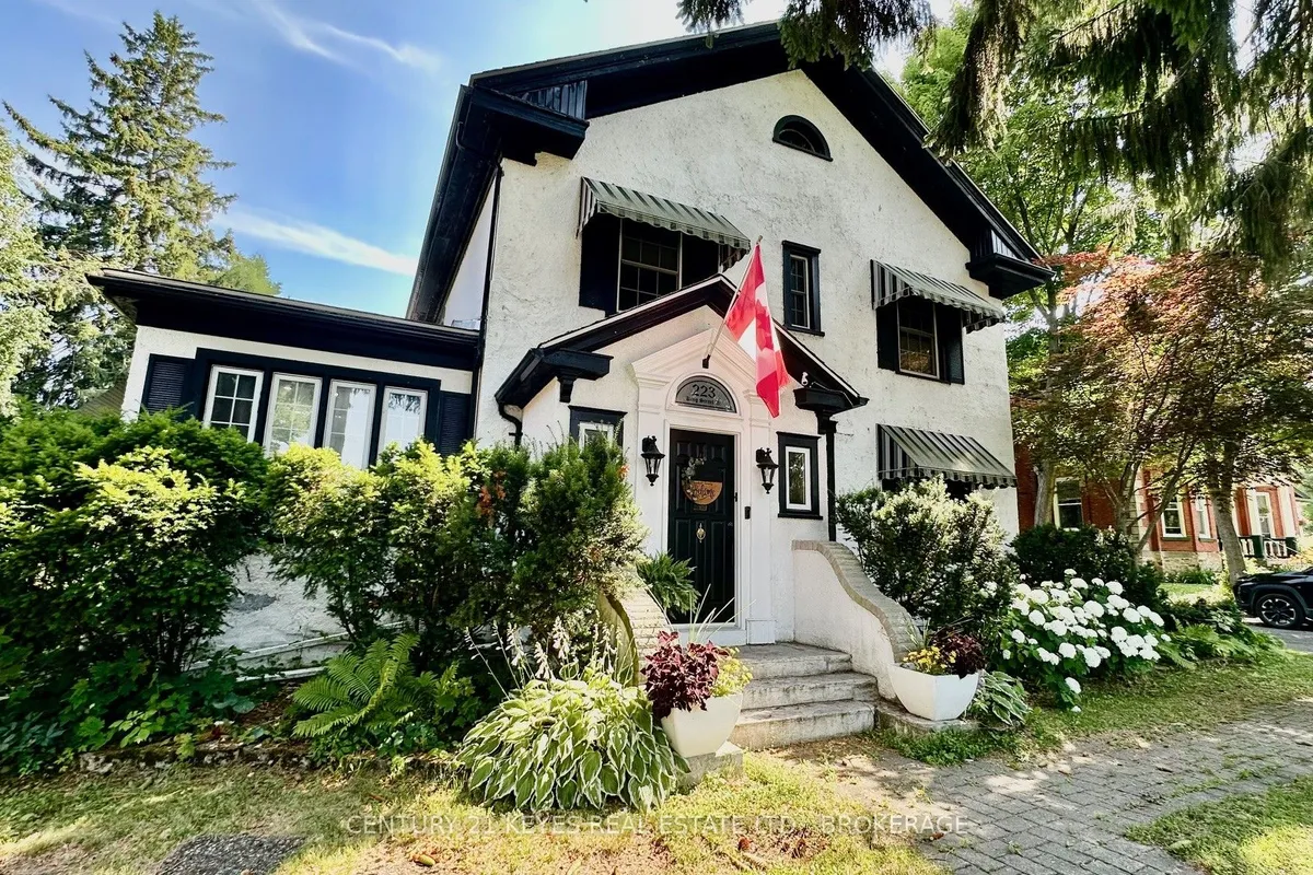 223 King Street, ON K7G 2G7
