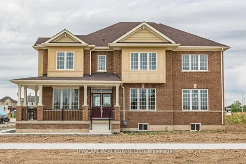 2 Alexandra Drive, ON L5B 5N5