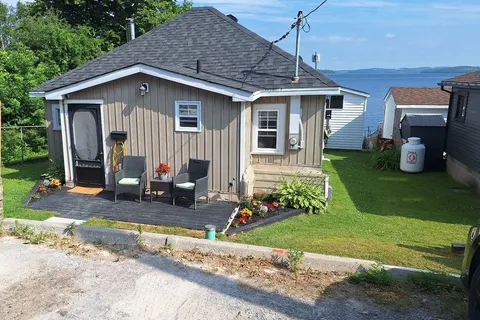 6108 Curtis Point Road, ON K0K 2X0