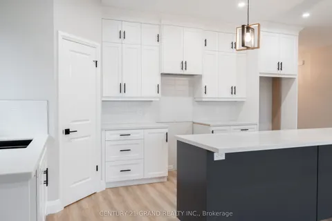 94 Vanrooy Trail, ON N0E 1Y0