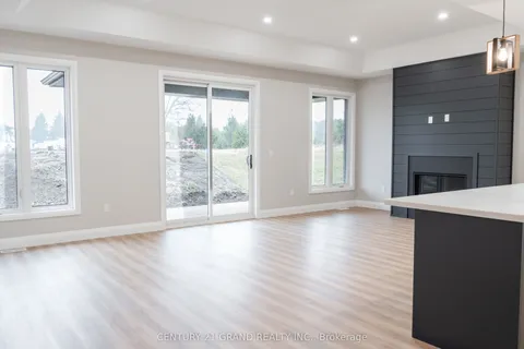 94 Vanrooy Trail, ON N0E 1Y0