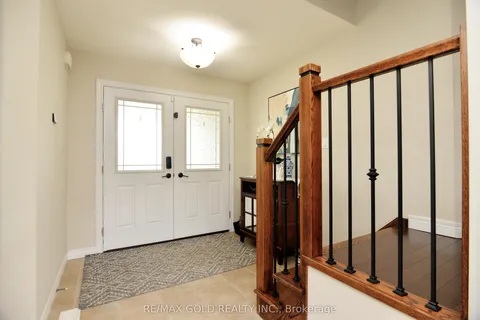 7 Hunt Street, ON L9W 6W5