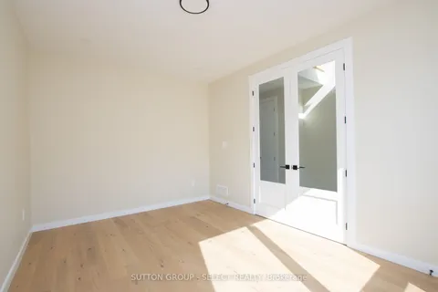 88 Optimist Drive, ON N5P 3T2