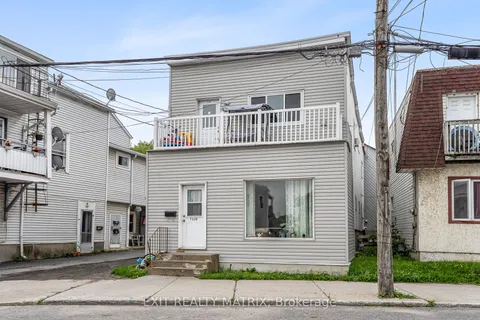 712-718 Main Street, ON K6A 1B4