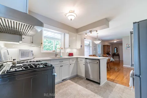 660 Goshen Road, ON N4G 4G7