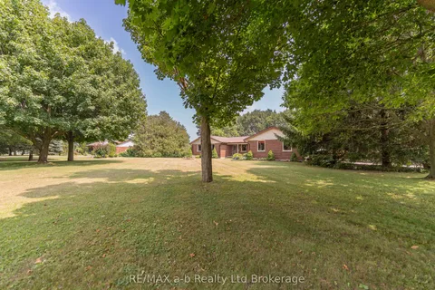 660 Goshen Road, ON N4G 4G7