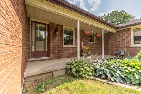 660 Goshen Road, ON N4G 4G7