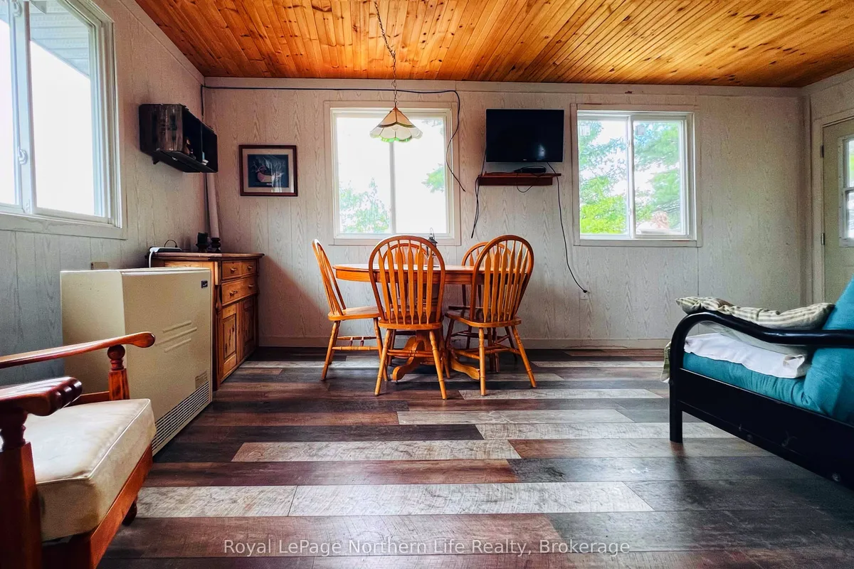 N/A Parcel 8418 Sec NS N/A, ON P0M 2N1