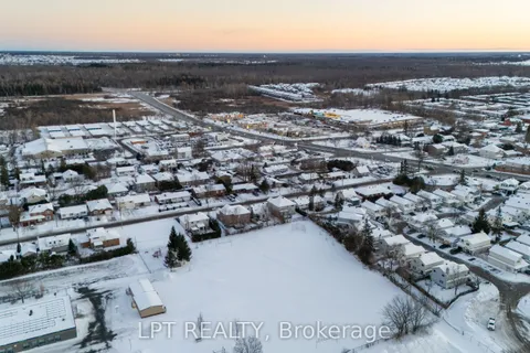 1727 Rosebella Avenue, ON K1T 1G2