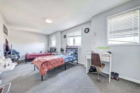 303 Spillsbury Drive, ON K9K 2S1