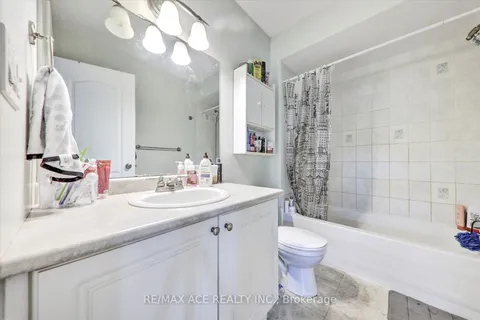 303 Spillsbury Drive, ON K9K 2S1