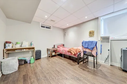 303 Spillsbury Drive, ON K9K 2S1