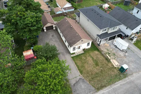 80 Knoll Street, ON L3K 5A6