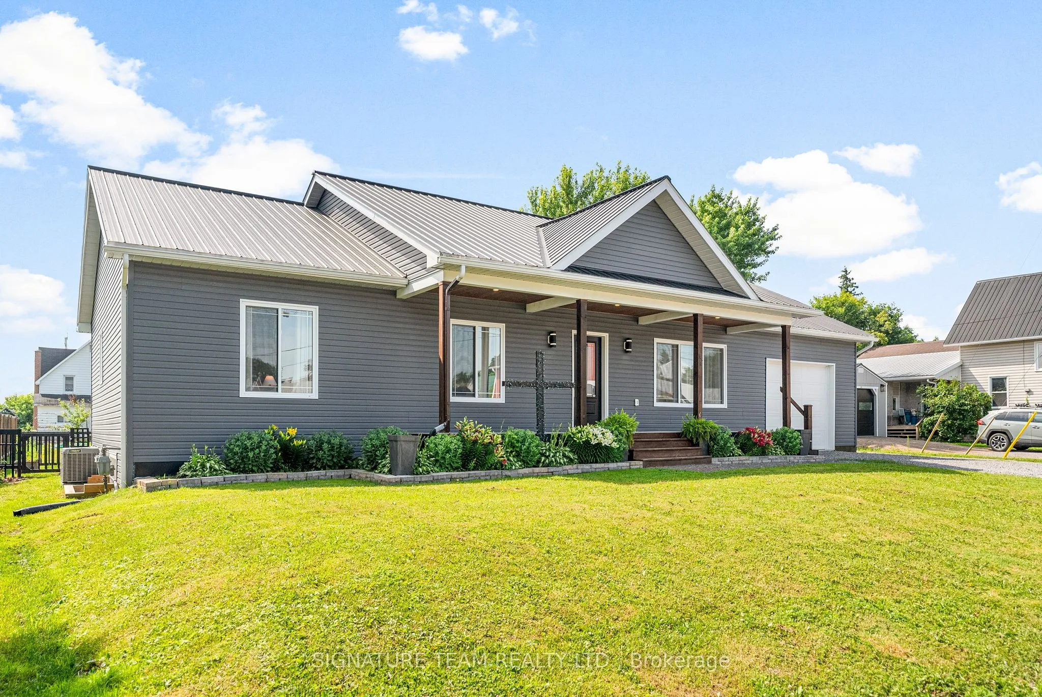 17 Meadow Street, ON K0J 1K0