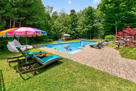 18 Mount Haven Crescent, ON L9W 5Y9