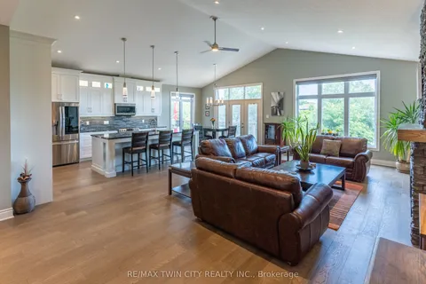 147 Robin Ridge Drive, ON N0L 1B0