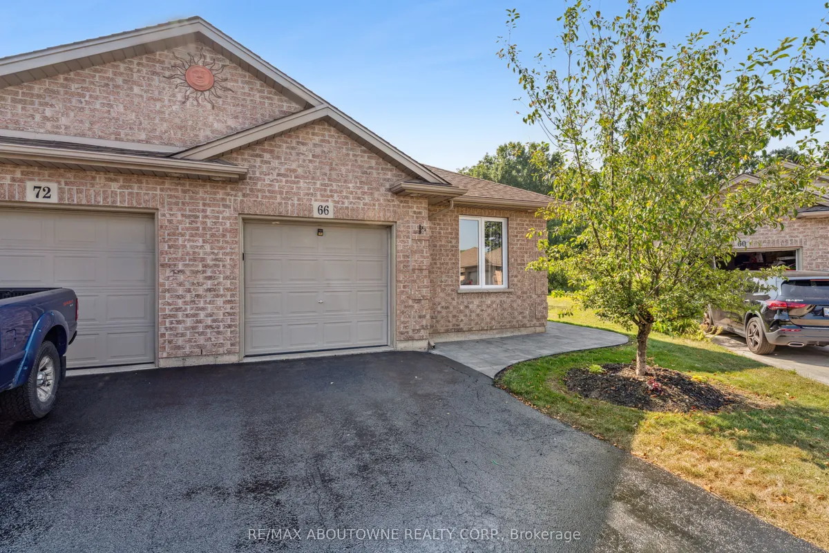 66 Bridgewater Court, ON L3C 7M6