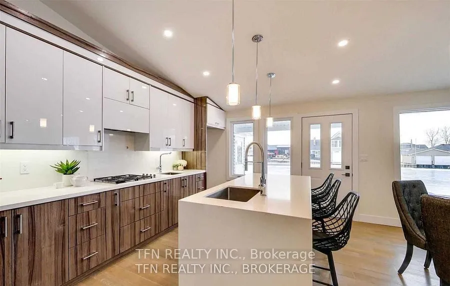 36 Dickinson Avenue, ON N0E 1M0