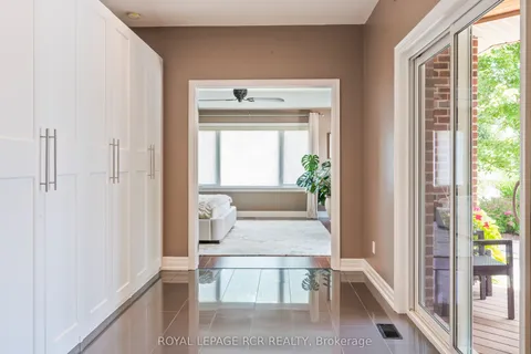 9727 Dundas Street, ON N0B 1T0