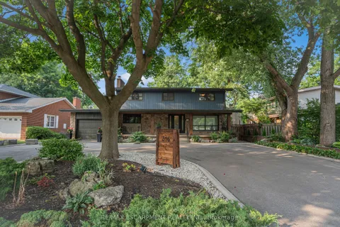 316 Fennell Avenue, ON L9C 1G4