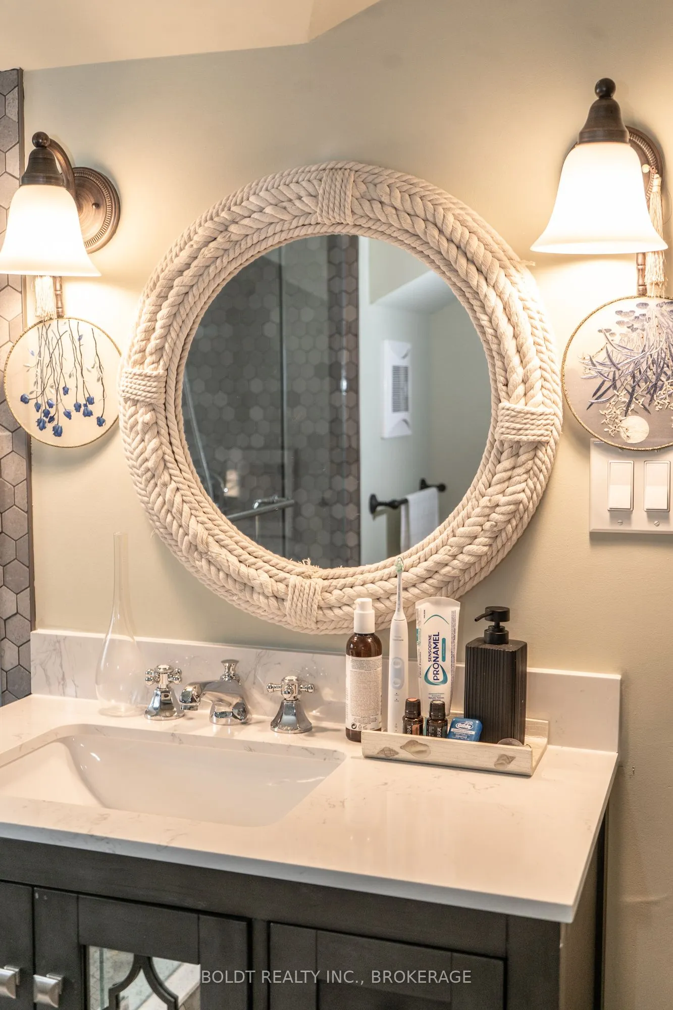 2440 Decew Road, ON L0S 1E6