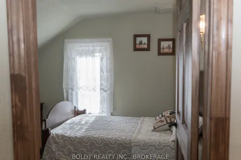 2440 Decew Road, ON L0S 1E6