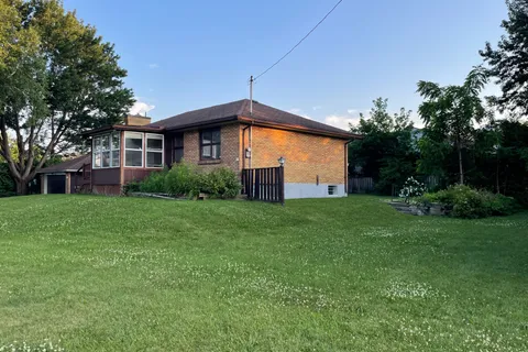 20 Brook Lane, ON K2G 1S2